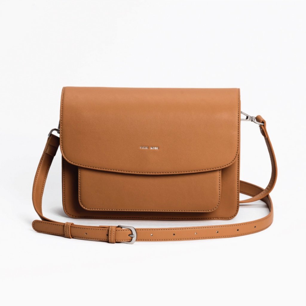 Pixie Mood Zoe Crossbody Purse In Honey